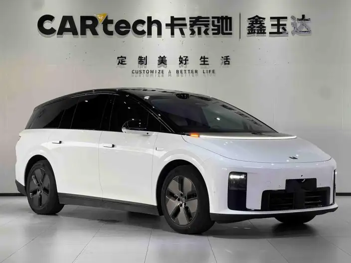Li Auto i8 2025 Model Standard Edition – фото 3