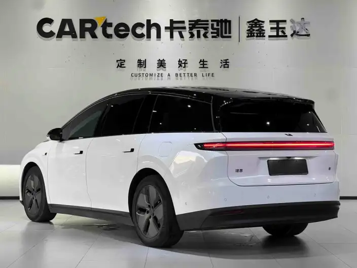 Li Auto i8 2025 Model Standard Edition – фото 5
