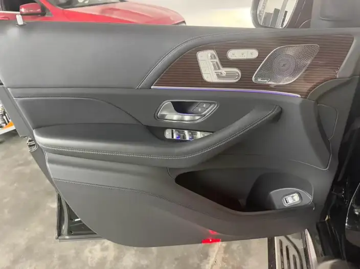 Maybach GLS 2021 Model GLS 480 4MATIC – фото 4
