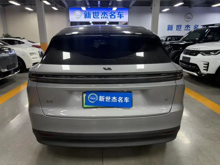 Li Auto i6 2025 Model 4WD Standard Edition – фото 5