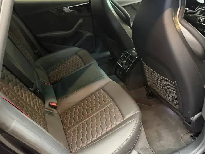 Audi RS 5 2023 Model 2.9T Sportback Standard Edition – фото 9