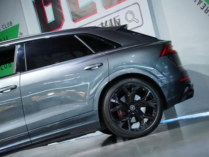 AUDI RS Q8 2021 Model RS Q8 4.0T – фото 9
