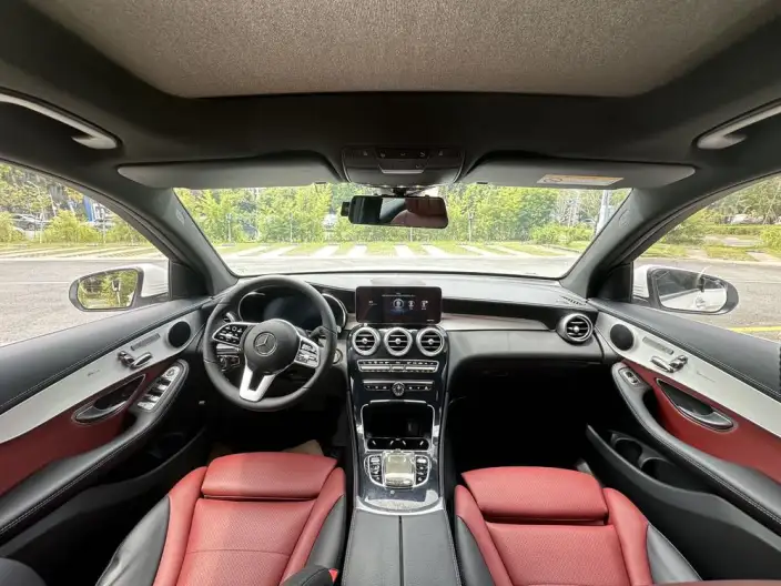 Mercedes-Benz GLC 2021 Model GLC 260 L 4MATIC Dynamic Model – фото 8
