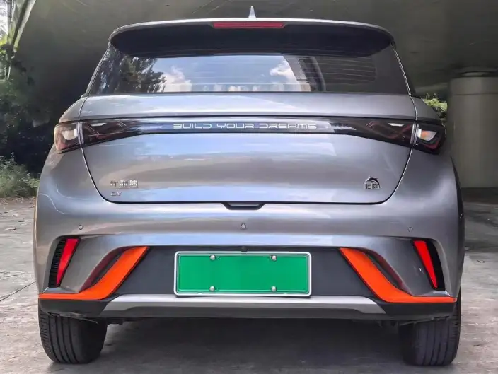 BYD Dolphin 2021 Model Fashion Edition – фото 4