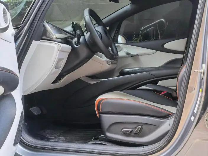 BYD Dolphin 2021 Model Fashion Edition – фото 8