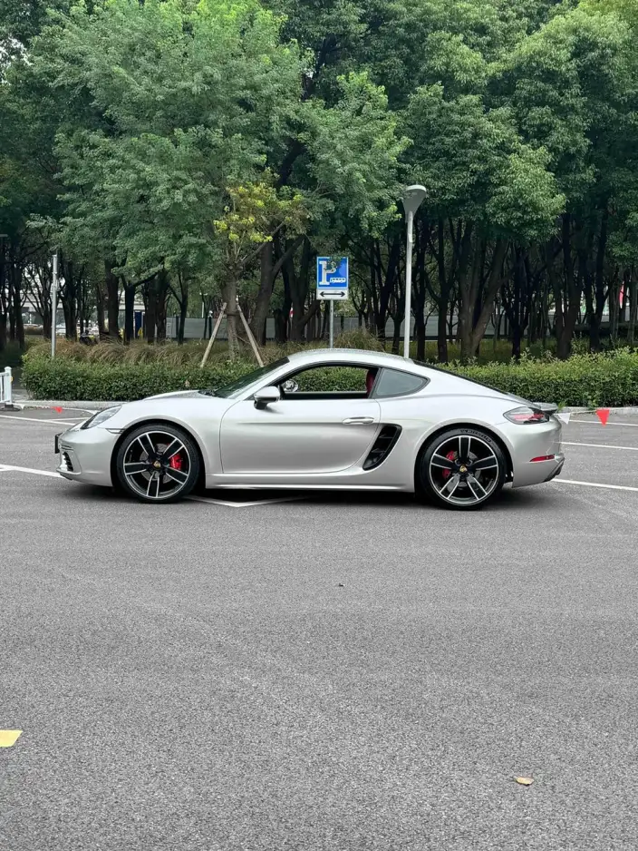 Porsche 718 2023 Model Cayman S 2.5T – фото 3