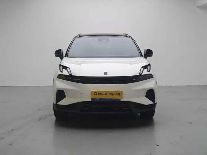Lynk & Co 06 2025 Model Renew 1.5T Halo – фото 2