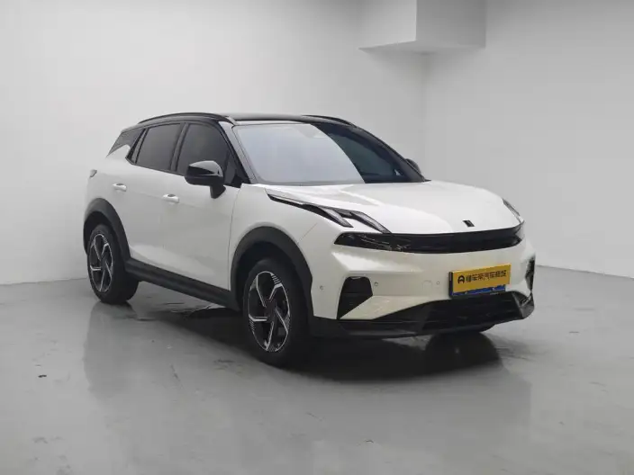 Lynk & Co 06 2025 Model Renew 1.5T Halo – фото 3