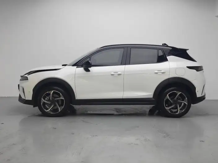 Lynk & Co 06 2025 Model Renew 1.5T Halo – фото 4
