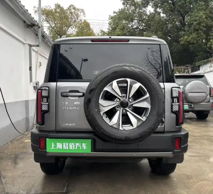 BAIC BJ40 2024 Model City Hunter Edition 2.0T Automatic 4WD Supreme Model – фото 5