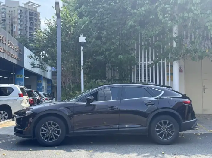 Mazda CX-4 2021 Model 2.0L 2WD SkyActiv Vitality Edition – фото 3