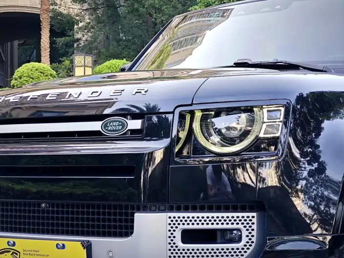 Land Rover Defender 2023 Model Facelift 90 3.0T P400 XS – фото 4