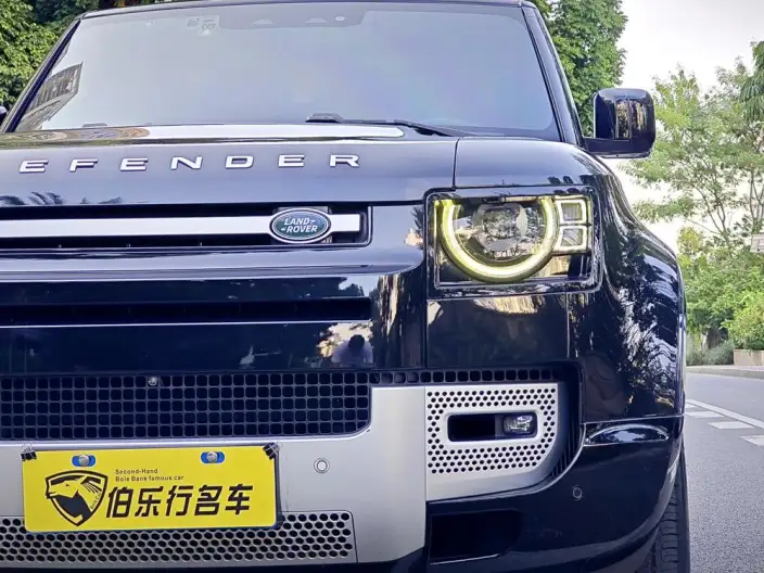 Land Rover Defender 2023 Model Facelift 90 3.0T P400 XS – фото 5