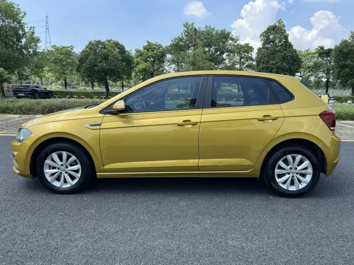 Polo 2021 Model Plus 1.5L Automatic Colorful Technology Version – фото 4