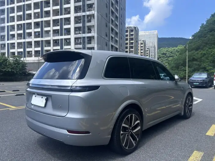 Li Auto L9 2022 Model Max Edition – фото 7