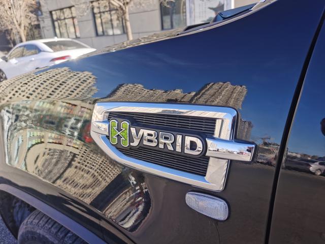 Cadillac Escalade 2010 6.0 Hybrid – фото 8