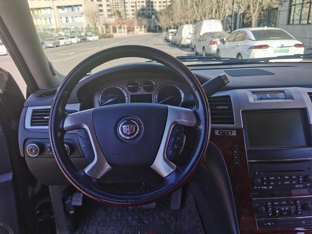 Cadillac Escalade 2010 6.0 Hybrid – фото 30