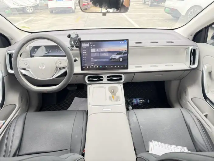 Leapmotor B01 2025 Model 160kW Smart Driving Edition – фото 6