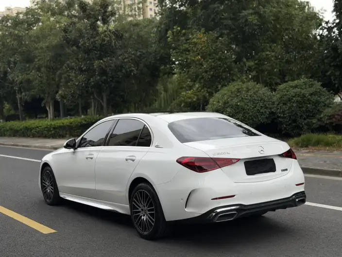 Mercedes-Benz C-Class 2025 Model C 260 L Sports Edition – фото 5
