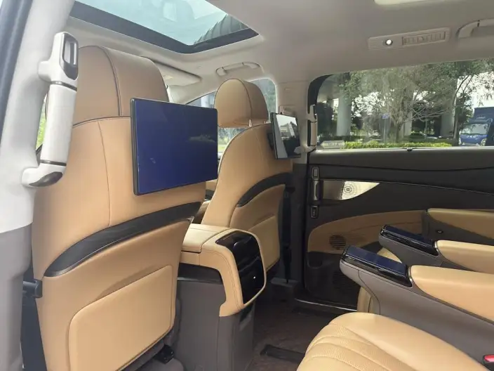 DENZA D9 DM 2022 Model 970 4WD Flagship Model – фото 10
