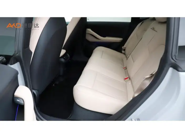 NIO ET5 2024 Model 75kWh – фото 8