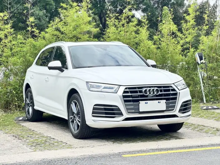 Audi Q5L 2020 Model 40 TFSI Rong Xiang Enterprising Model – фото 3