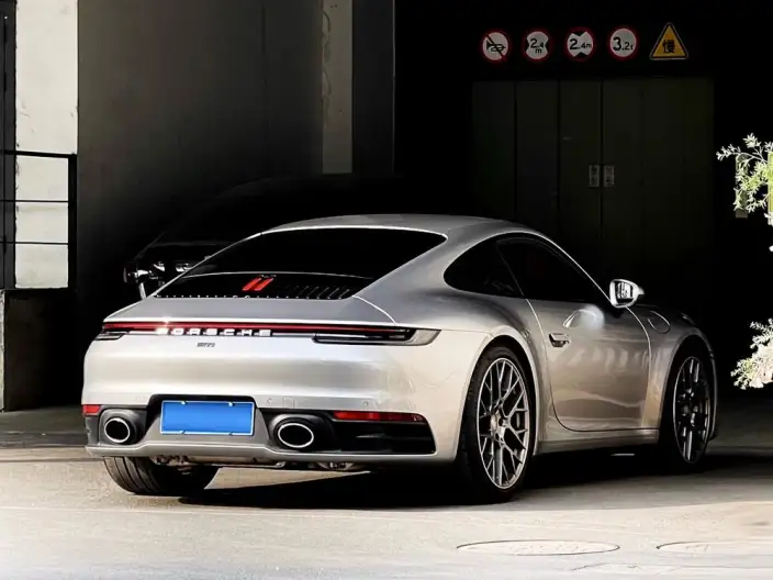 PORSCHE 911 2022 Model Carrera 3.0T – фото 6