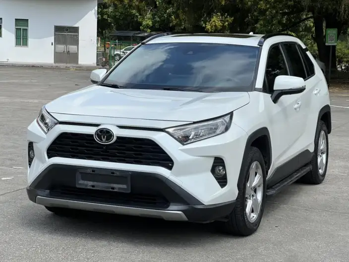 Toyota RAV4 2020 Model 2.0L CVT 2WD Fashion edition – фото 1