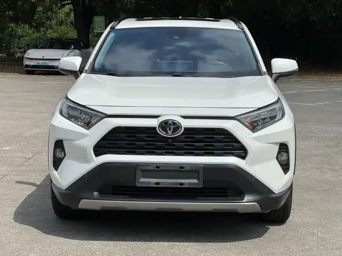 Toyota RAV4 2020 Model 2.0L CVT 2WD Fashion edition – фото 2