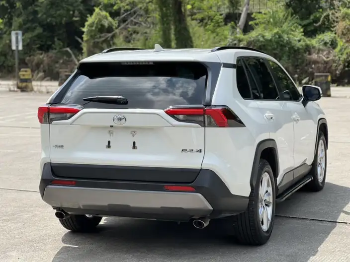 Toyota RAV4 2020 Model 2.0L CVT 2WD Fashion edition – фото 6