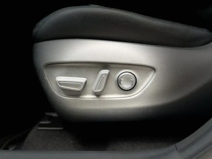 Toyota RAV4 2020 Model 2.0L CVT 2WD Fashion edition – фото 9