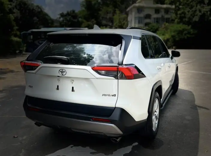 Toyota RAV4 2020 Model 2.0L CVT 2WD Fashion edition – фото 10