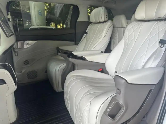 DENZA D9 DM 2022 Model 970 4WD Flagship Model – фото 10