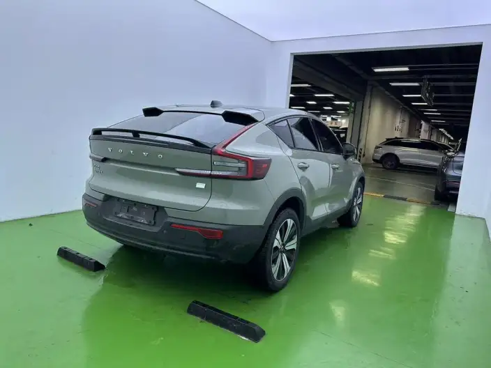 Volvo C40 EV 2023 Model Long Battery Life Pro Edition – фото 5