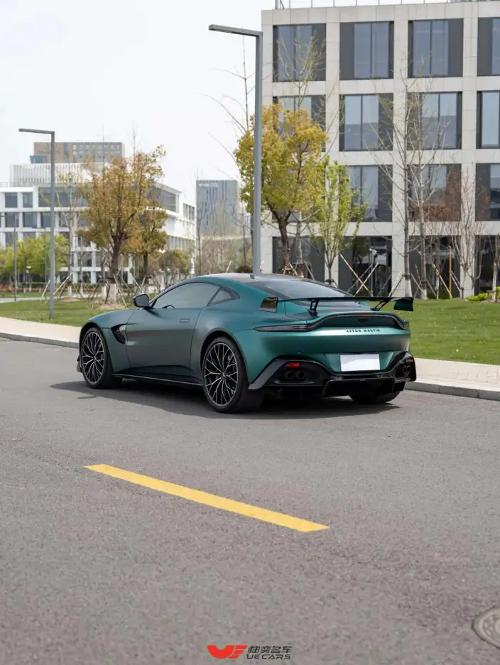 Vantage 2022 Model F1 Edition Coupe