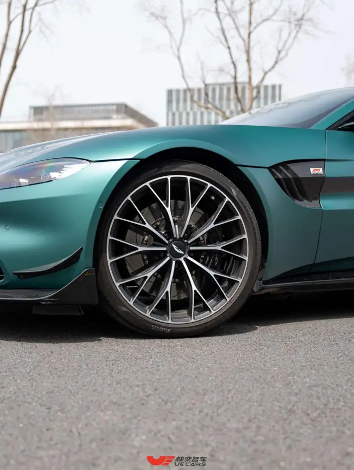 Vantage 2022 Model F1 Edition Coupe – фото 8