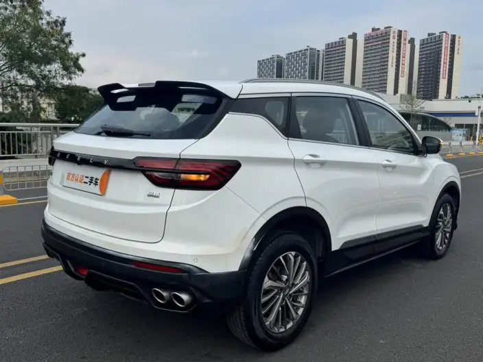 Geely Binyue 2021 Model 240T DCT Platinum edition – фото 7