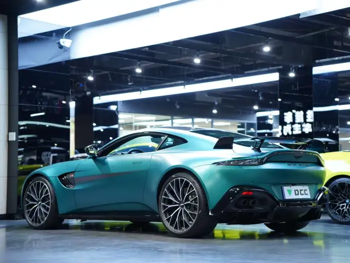 Vantage 2023 Model F1 Edition Coupe
