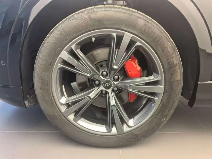 Audi Q8 2024 Model 55 TFSI Luxury Dynamic Model – фото 5