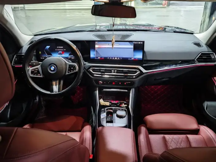 BMW i3 2025 Model eDrive35L – фото 9
