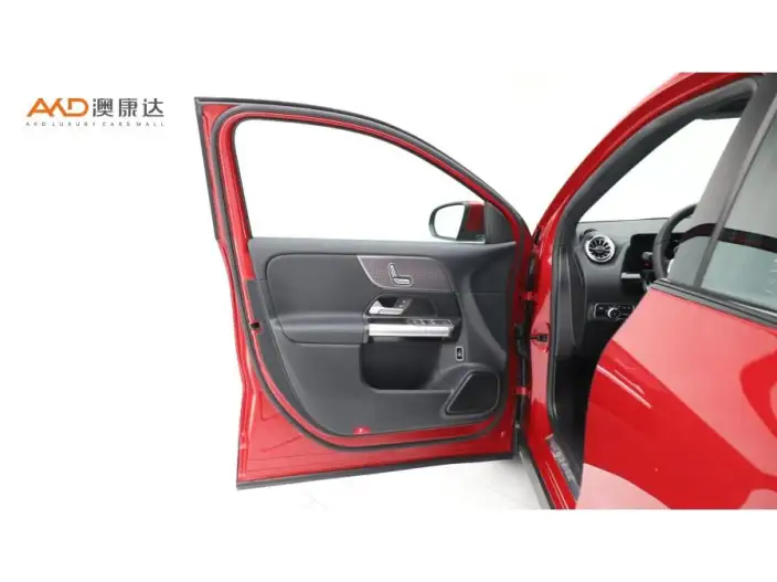 Mercedes-Benz GLA 2022 Model GLA 200 – фото 10