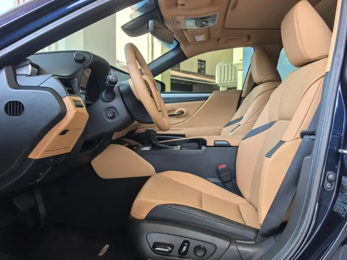 Lexus ES 2025 Model 200 Premium – фото 9