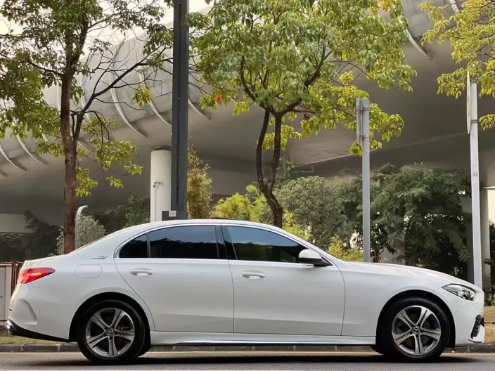 Mercedes-Benz C-Class 2022 Model C 200 L Sports Edition – фото 5