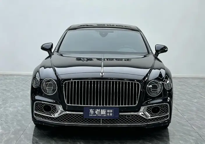 Continental Flying Spur 2022 Model 4.0T V8 Standard Edition – фото 2
