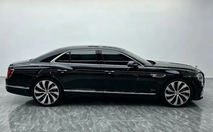 Continental Flying Spur 2022 Model 4.0T V8 Standard Edition – фото 5