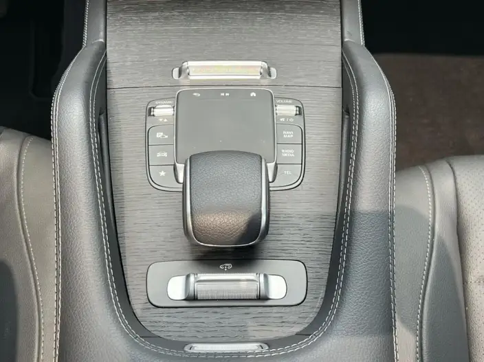 Mercedes-Benz GLE Imported 2024 Model GLE 450 4MATIC Luxury Model – фото 9