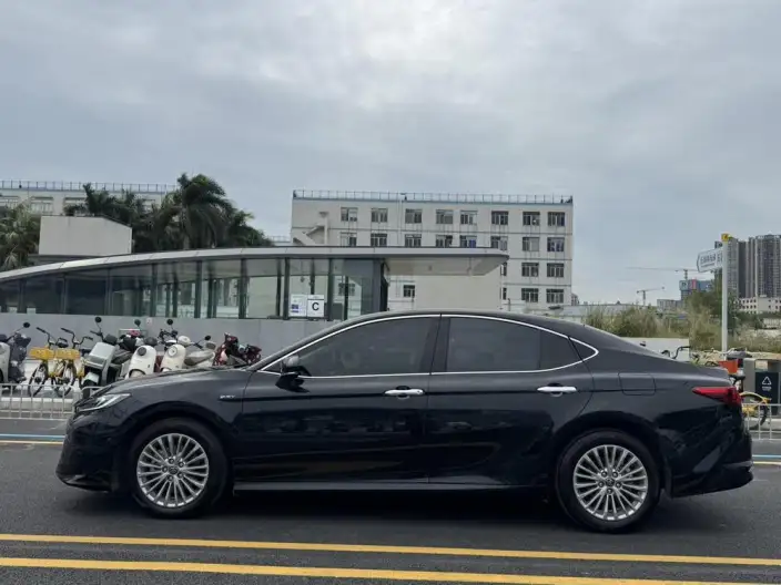 Toyota Camry 2024 Model Hybrid 2.0HE Elite Edition – фото 4