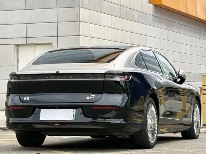 Voyah Pursuit L 2026 Model 4WD Ultra – фото 6