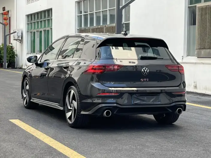Volkswagen Golf GTI 2021 Model 380TSI DSG GTI – фото 4