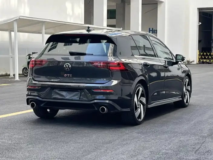 Volkswagen Golf GTI 2021 Model 380TSI DSG GTI – фото 6